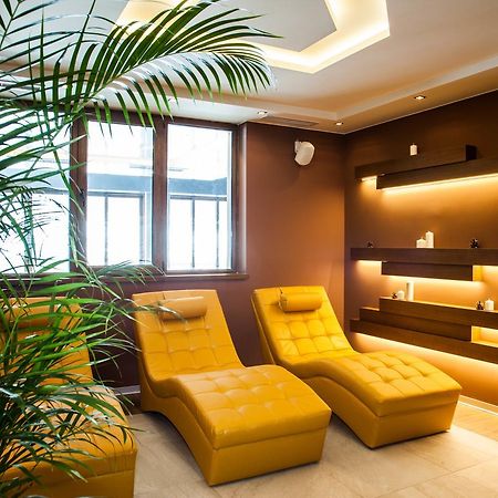 Amira Boutique Hotel Bansko Extérieur photo A relaxation room at a spa
