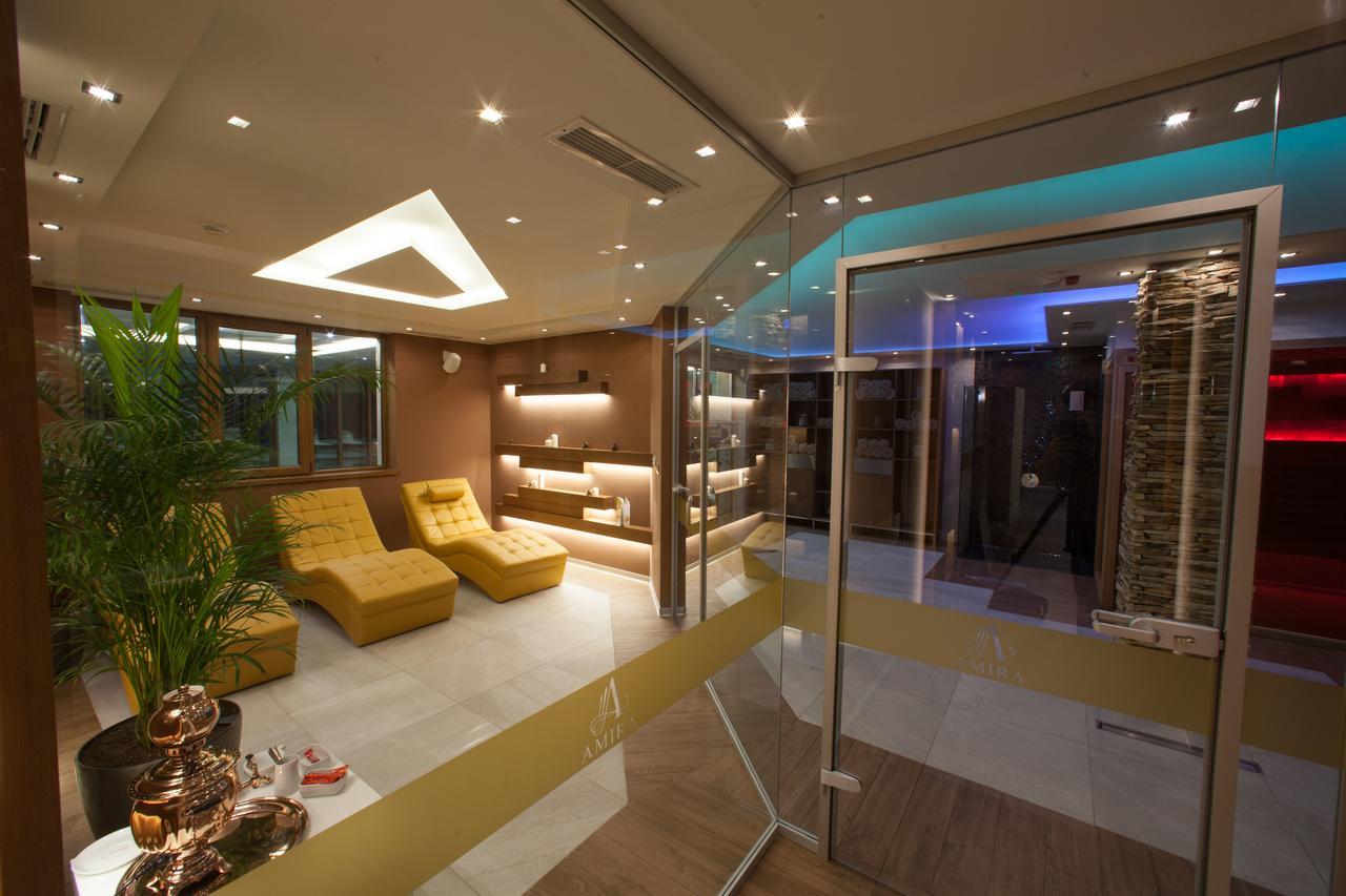 Amira Boutique Hotel Bansko Extérieur photo The interior of a modern day onsen