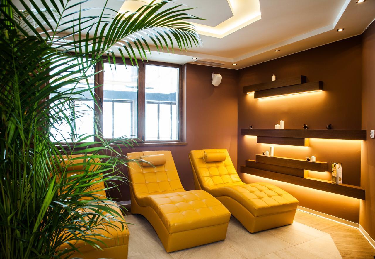 Amira Boutique Hotel Bansko Extérieur photo A relaxation room at a spa