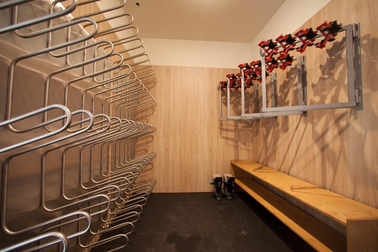 Amira Boutique Hotel Bansko Extérieur photo The locker room at the Olympic Stadium in Munich