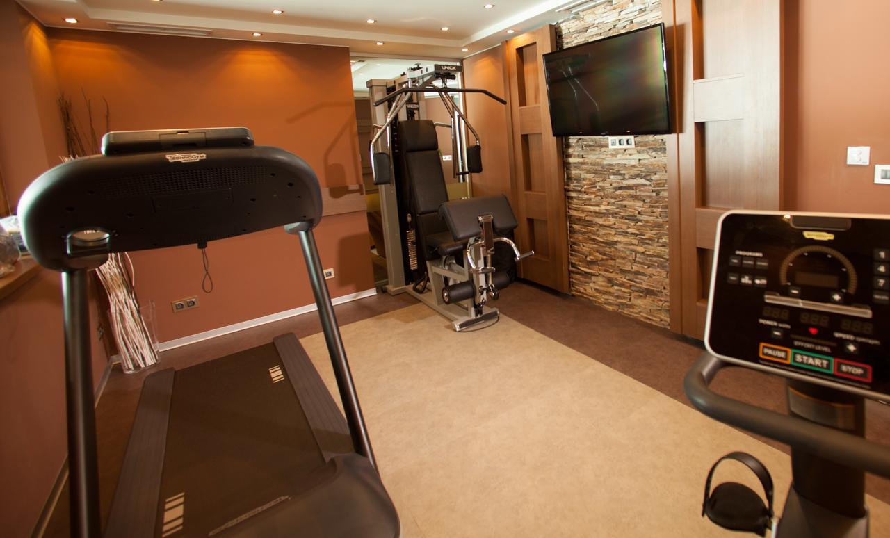 Amira Boutique Hotel Bansko Extérieur photo A home gym